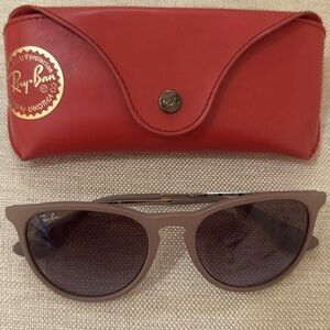 Ray-Ban Erika Sunglasses 😎 made in Italy gray/mauve color oranges case